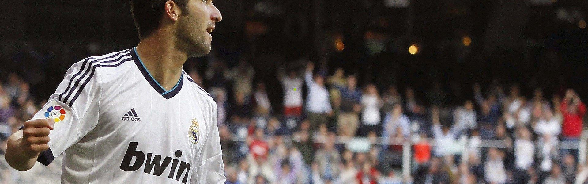 华体会：回流巴甲热潮兴起，浩克领军夺冠，金靴射手或迎国家队回归