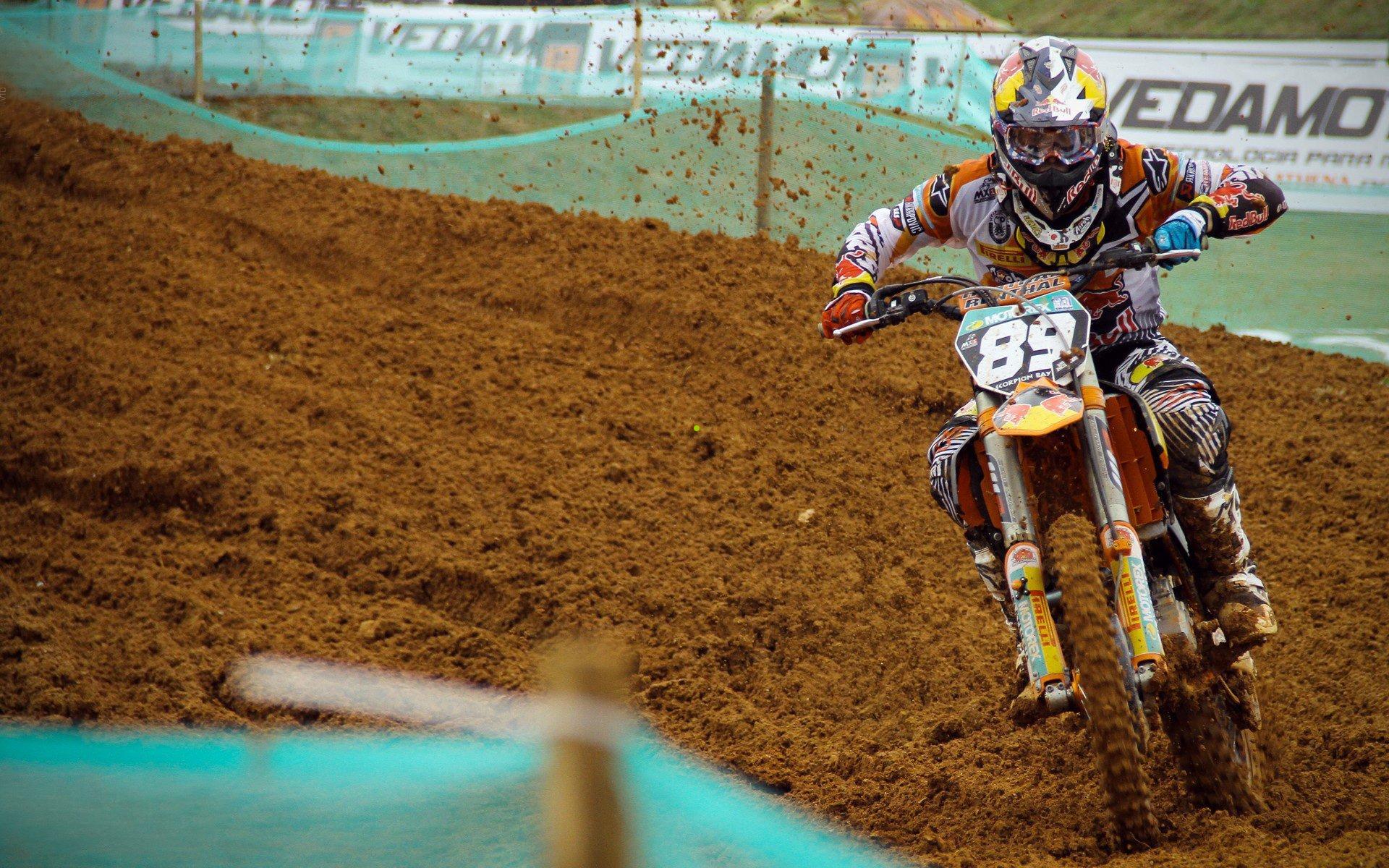 体育夜读，佩莱离队成定局，瓦尔加留守引热议