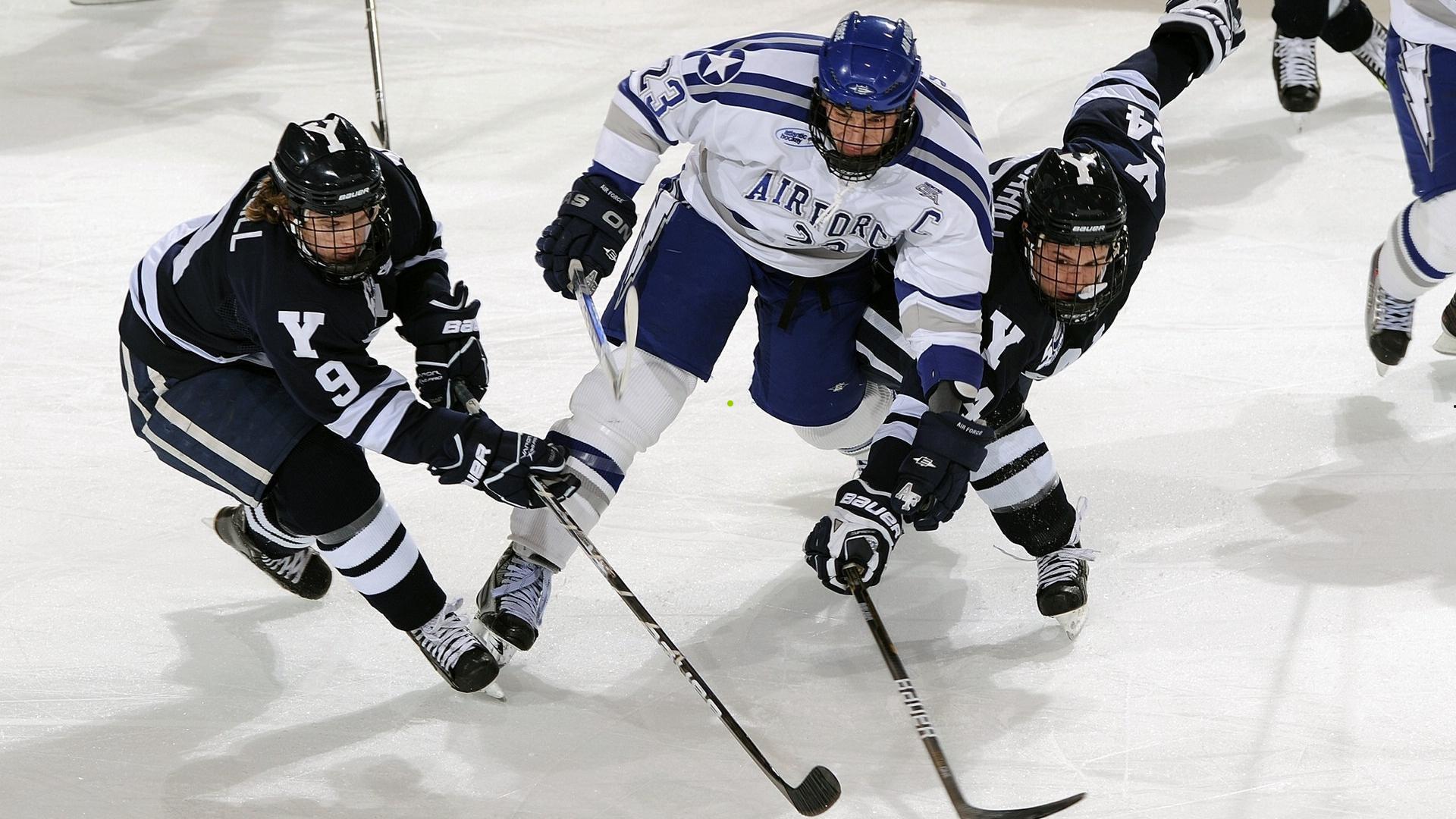 海港亚冠赛前Vlog揭秘，吉祥物伊戈量产启动，林皇再度造访上海滩